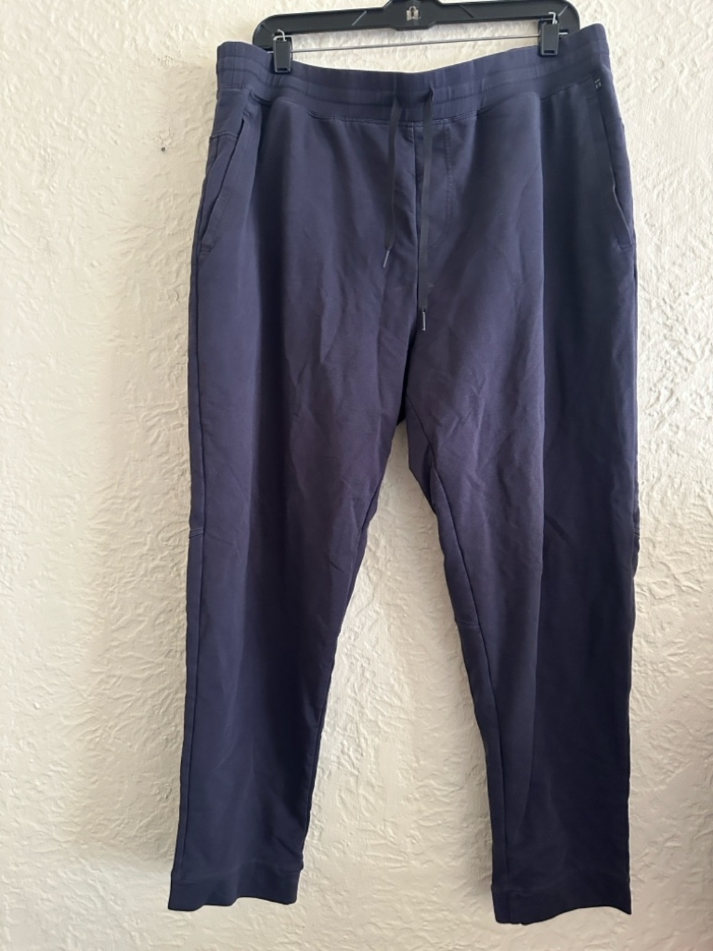 Tommy John Go Anywhere Navy Blue Joggers XL FLAW